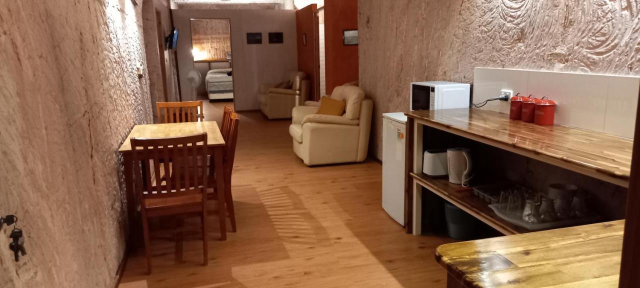 Venushill B+B Coober Pedy Extérieur photo
